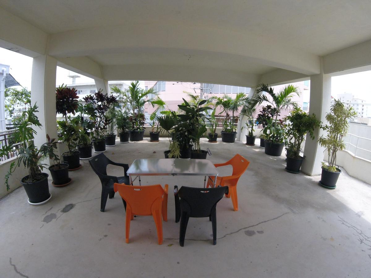 Villa Tomonoya Ishigaki à Ishigaki  Extérieur photo
